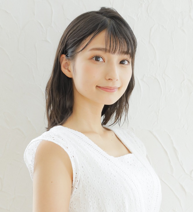 高野麻里佳