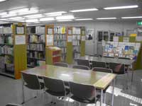 図書資料室閲覧スペース